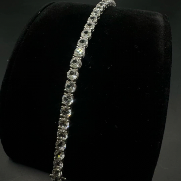 5mm moissanite tennis bracelet 7.25